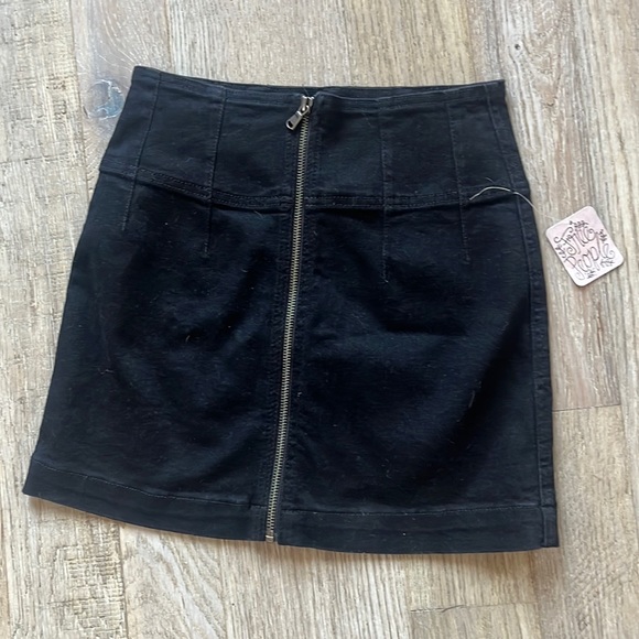 Free People Dresses & Skirts - Free People Black Virgo Mini